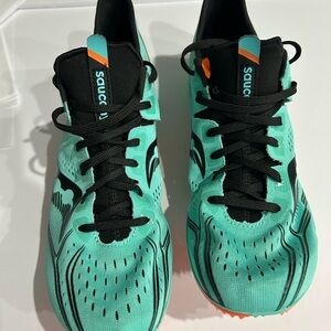 Saucony Endorphin 3 Women’s Track Spike in the Cool Mint . Size 10.(